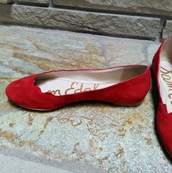 Sam Edelman red suede scalloped ballet flats - Picture 8 of 8